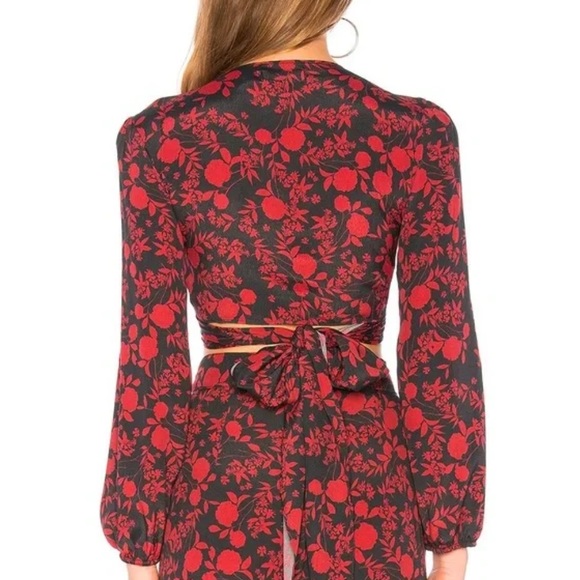 Flynn Sky White Floral Print on Burgundy Wrap Top - Picture 3 of 6